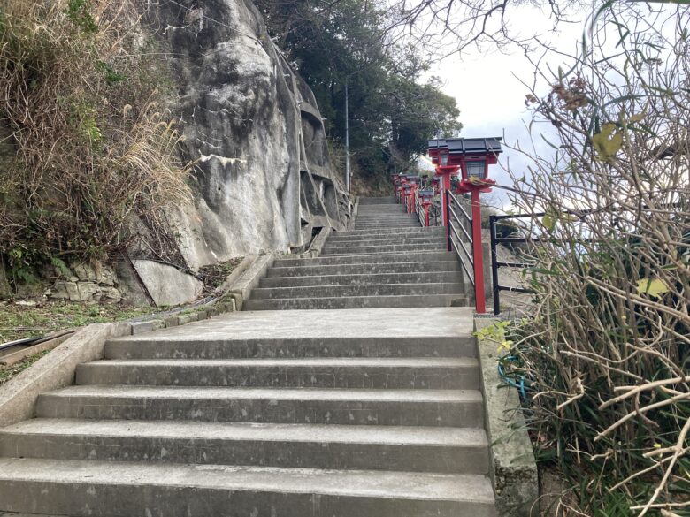 遠見岬神社の階段